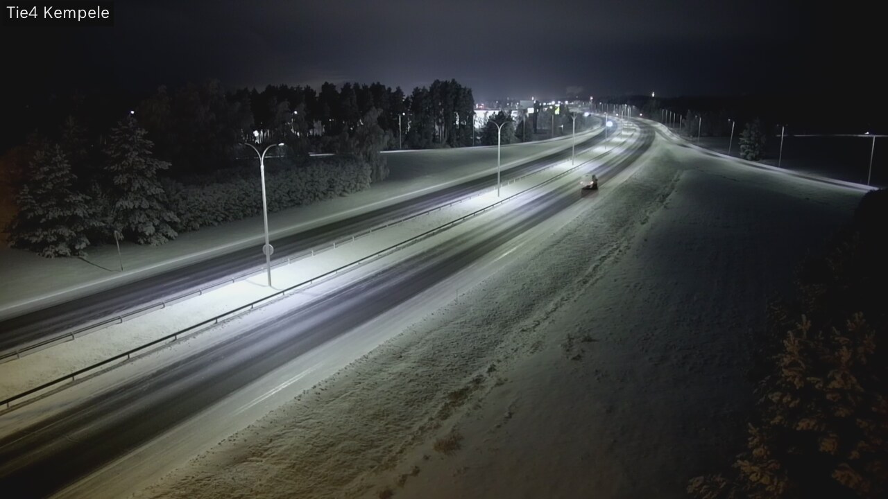 Kelikamerat Kuva Tie 4 Kempele, Zeppelin, Kempele, Pohjois-Pohjanmaa