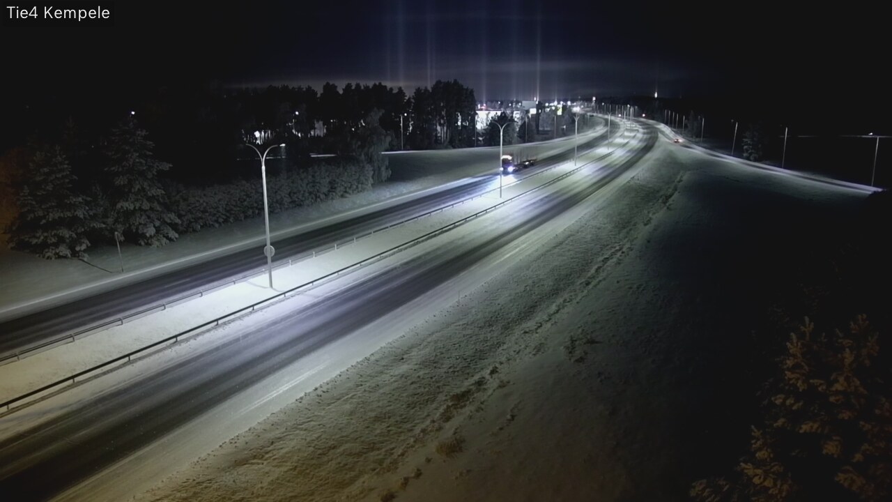 Kelikamerat Kuva Tie 4 Kempele, Zeppelin, Kempele, Pohjois-Pohjanmaa