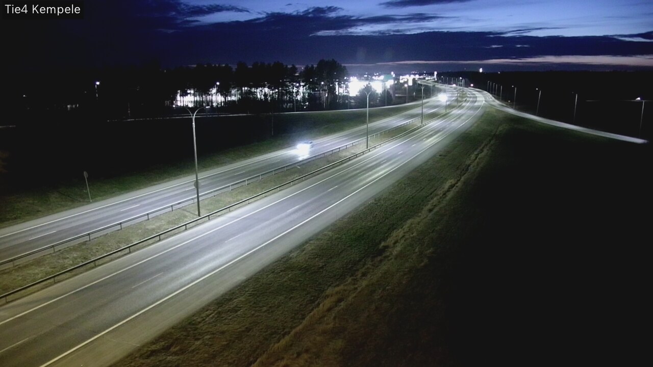 Weather Camera Image Road 4 Kempele, Zeppelin, Kempele, Pohjois-Pohjanmaa