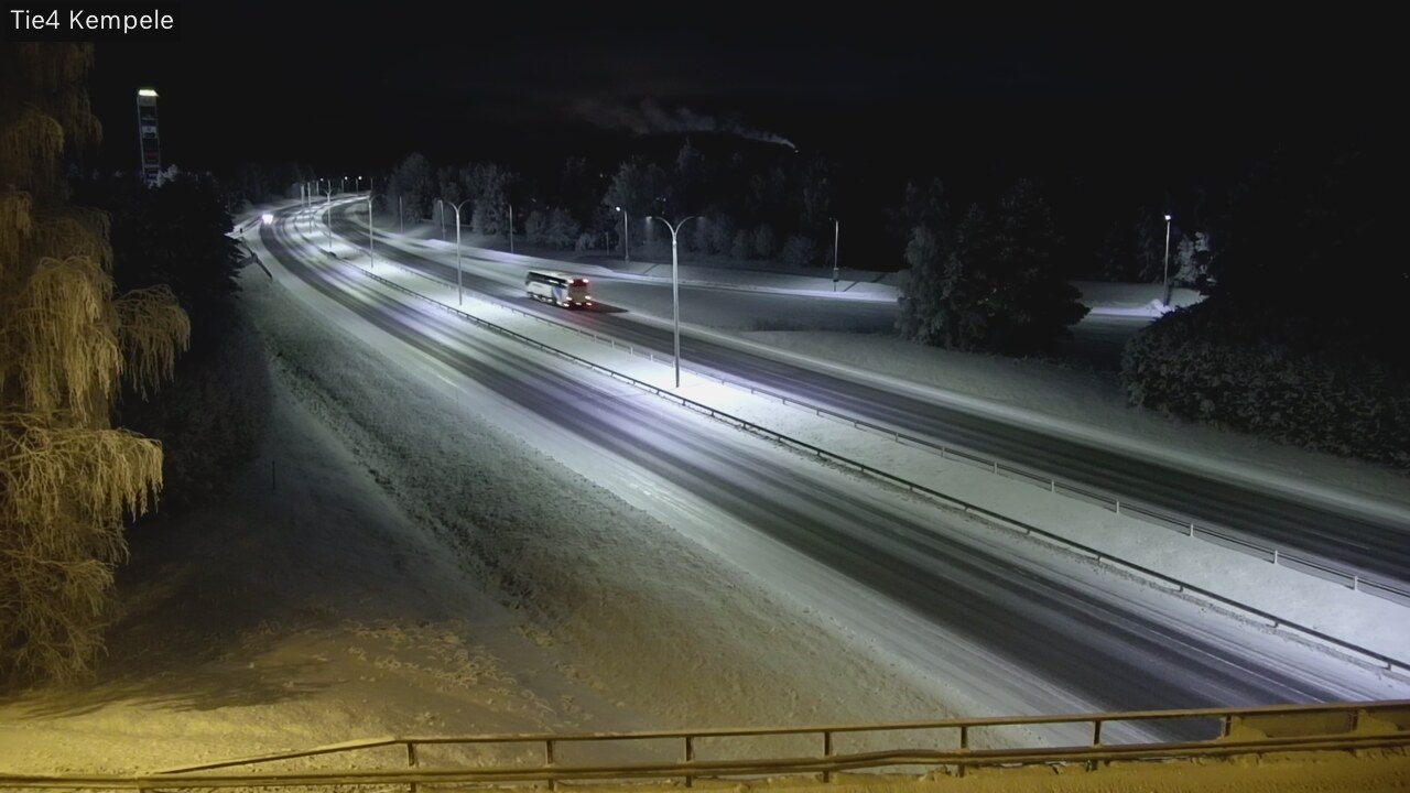 Kelikamerat Kuva Tie 4 Kempele, Zeppelin, Kempele, Pohjois-Pohjanmaa