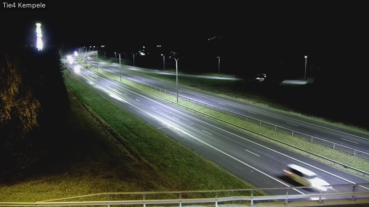 Kelikamerat Kuva Tie 4 Kempele, Zeppelin, Kempele, Pohjois-Pohjanmaa