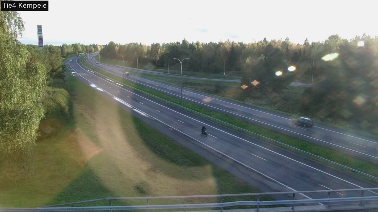 Kelikamerat Kuva Tie 4 Kempele, Zeppelin, Kempele, Pohjois-Pohjanmaa