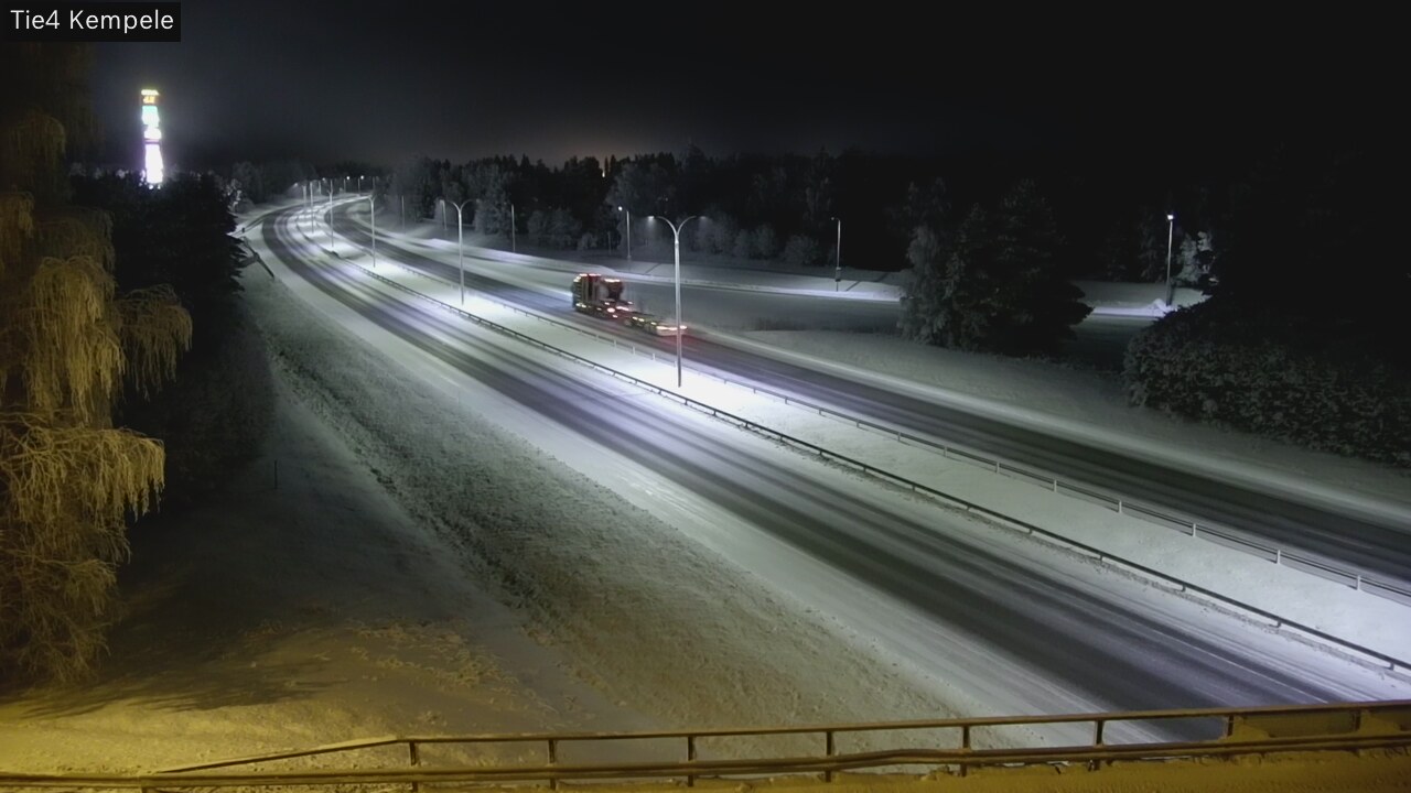 Kelikamerat Kuva Tie 4 Kempele, Zeppelin, Kempele, Pohjois-Pohjanmaa