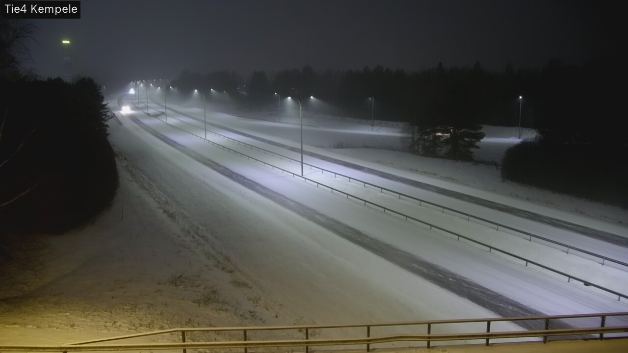 Kelikamerat Kuva Tie 4 Kempele, Zeppelin, Kempele, Pohjois-Pohjanmaa
