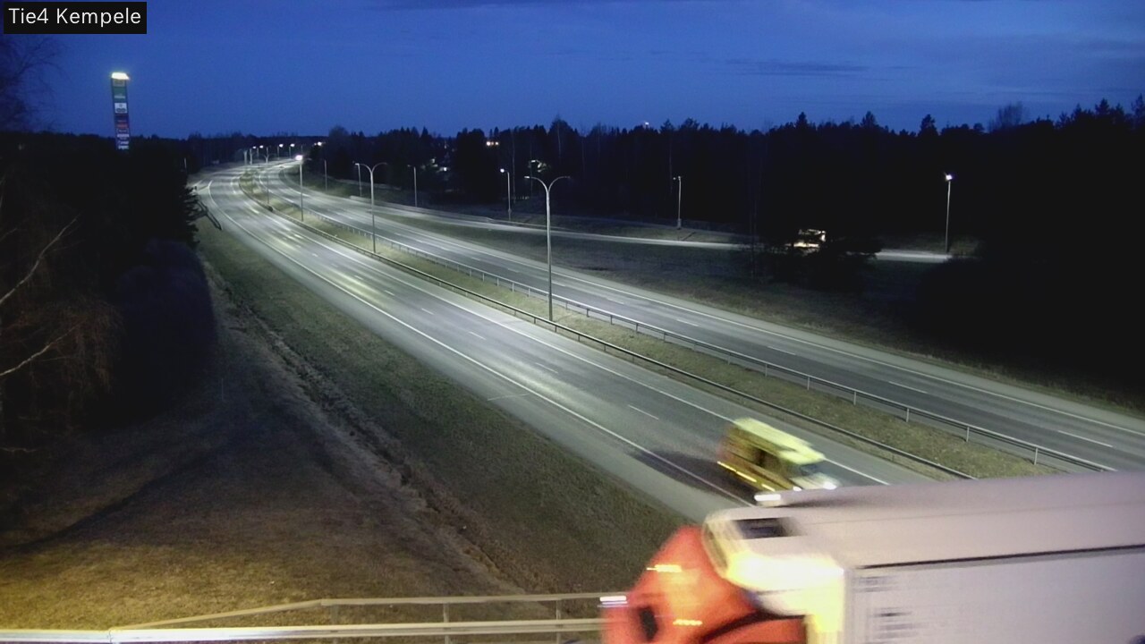 Weather Camera Image Väg 4 Kempele, Zeppelin, Kempele, Pohjois-Pohjanmaa