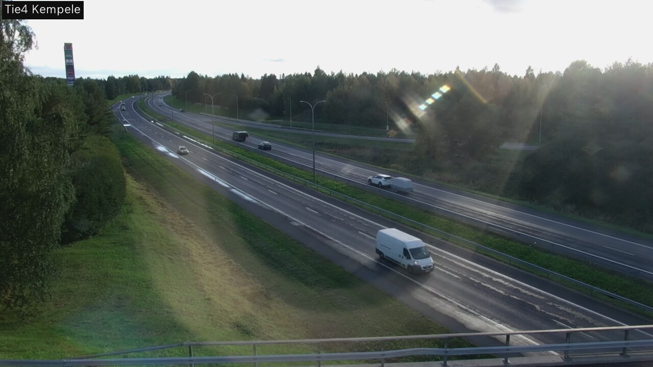 Kelikamerat Kuva Tie 4 Kempele, Zeppelin, Kempele, Pohjois-Pohjanmaa