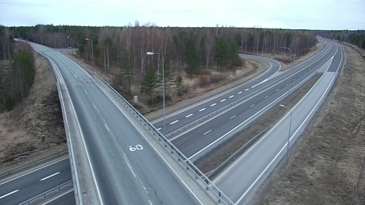 Weather Camera Image Road 4 Oulu, Asemakylä, Oulu, Pohjois-Pohjanmaa