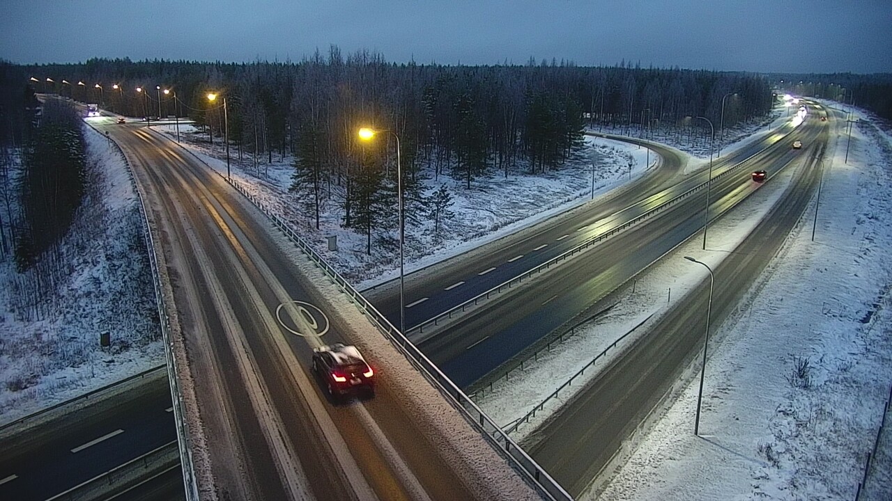 Weather Camera Image Road 4 Oulu, Asemakylä, Oulu, Pohjois-Pohjanmaa