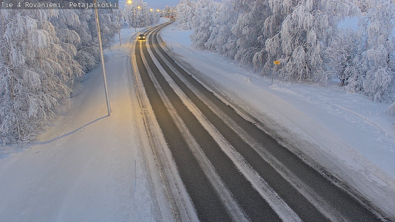 Weather Camera Image Väg 4 Rovaniemi, Petäjäskoski, Rovaniemi, Lappi