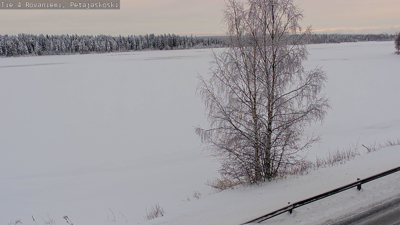 Weather Camera Image Väg 4 Rovaniemi, Petäjäskoski, Rovaniemi, Lappi
