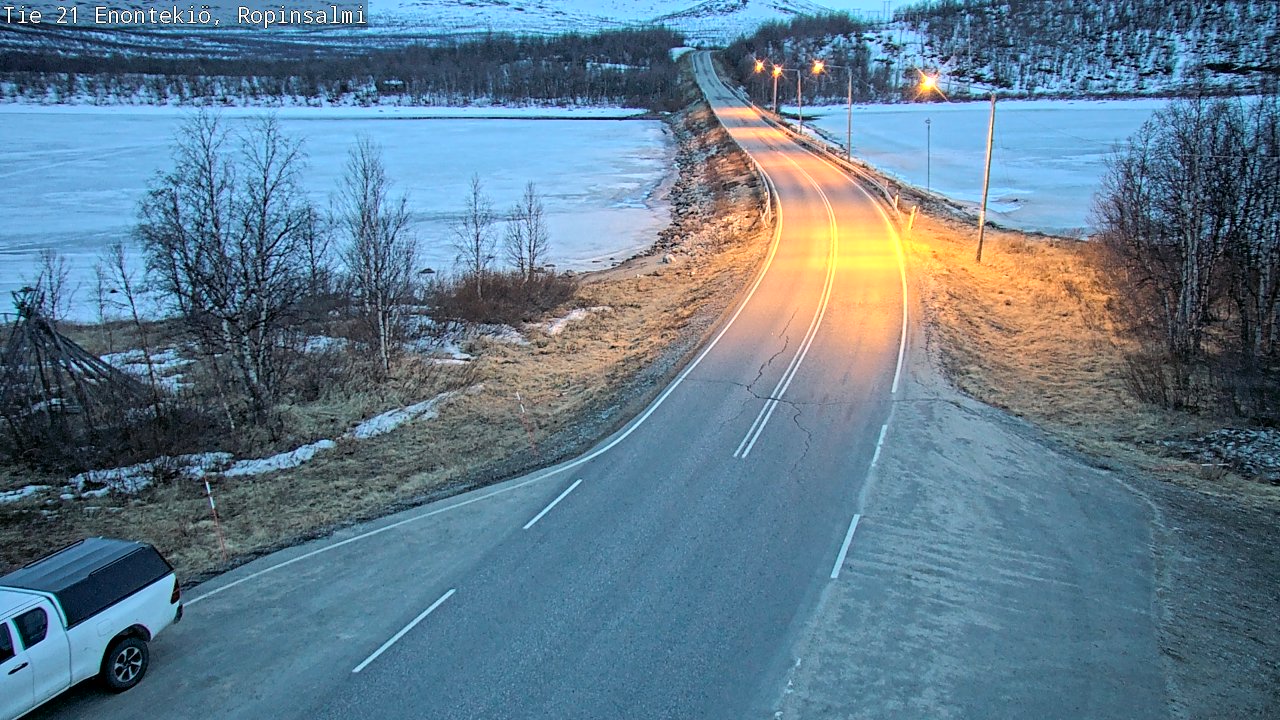 Weather Camera Image Road 21 Enontekiö, Ropinsalmi, Enontekiö, Lappi