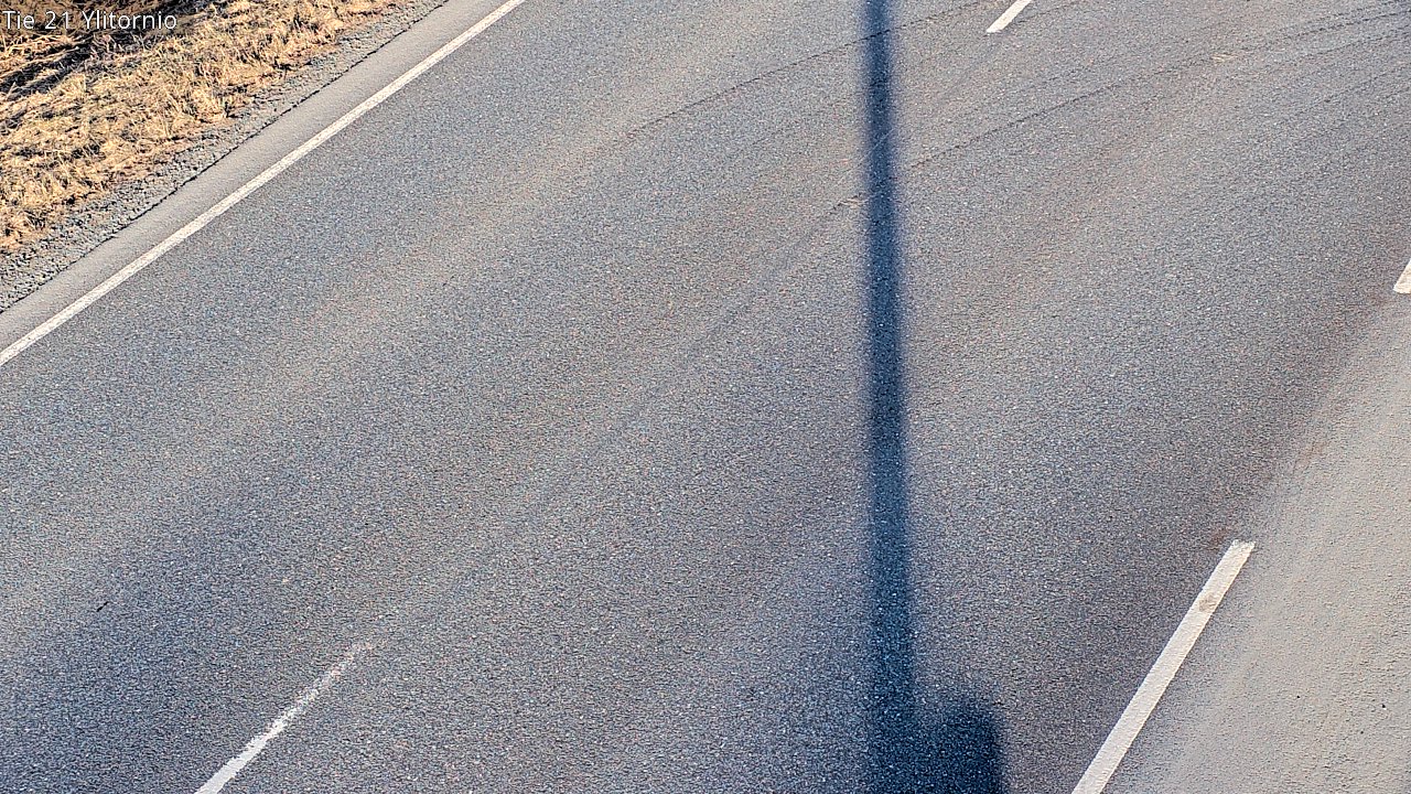 Weather Camera Image Road 21 Ylitornio, Tornio, Lappi