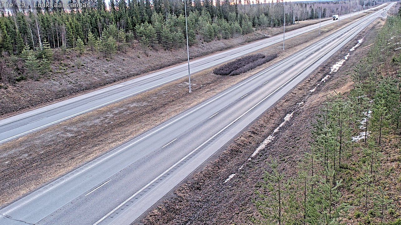 Weather Camera Image Road 29 Tornio Luukkaankangas, Tornio, Lappi
