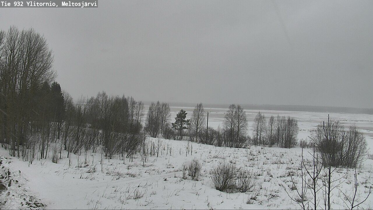 Weather Camera Image Road 932 Ylitornio, Meltosjärv, Ylitornio, Lappi