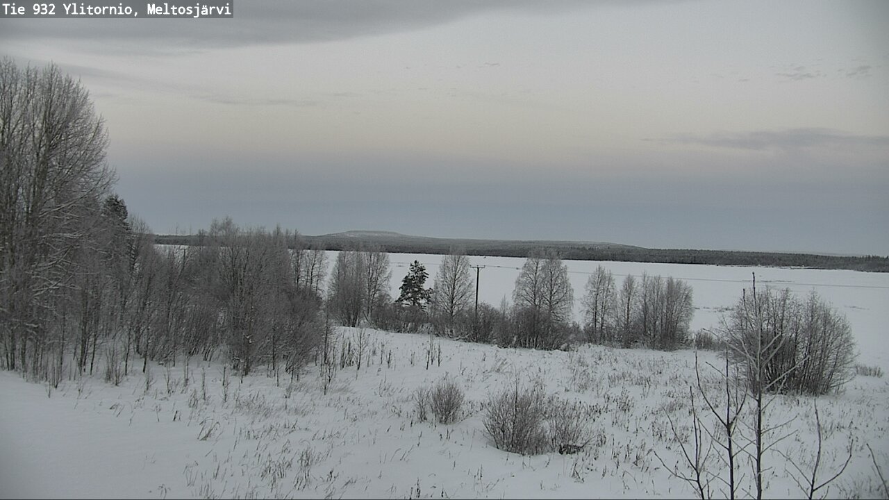 Weather Camera Image Road 932 Ylitornio, Meltosjärv, Ylitornio, Lappi