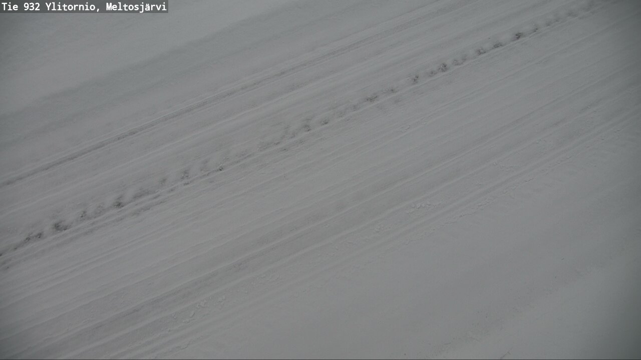 Weather Camera Image Road 932 Ylitornio, Meltosjärv, Ylitornio, Lappi