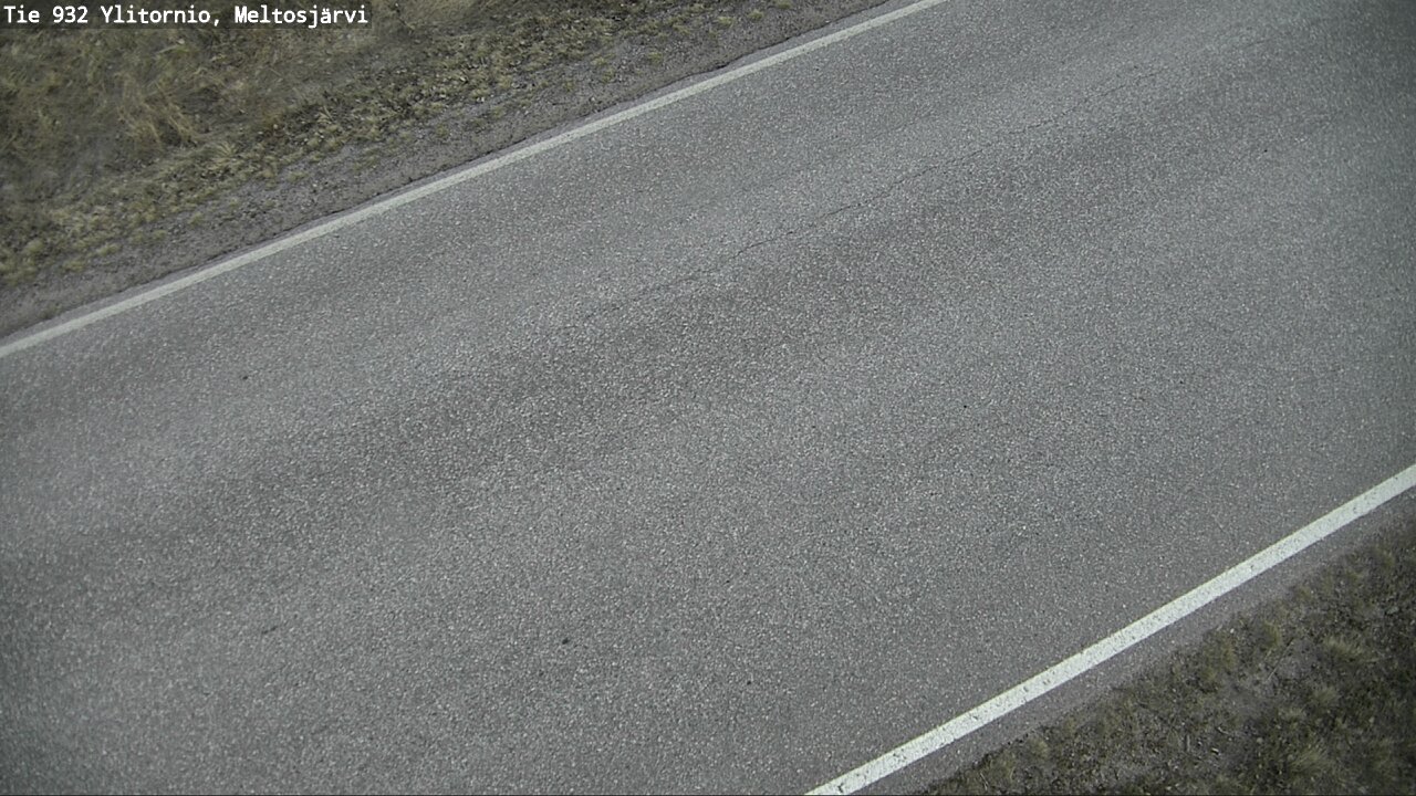 Weather Camera Image Road 932 Ylitornio, Meltosjärv, Ylitornio, Lappi