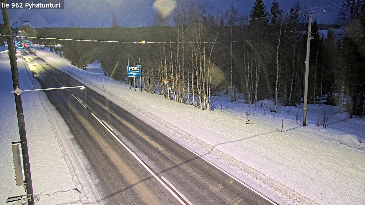 Weather Camera Image Väg 962 Pelkosenniemi Pyhätunturi, Pelkosenniemi, Lappi