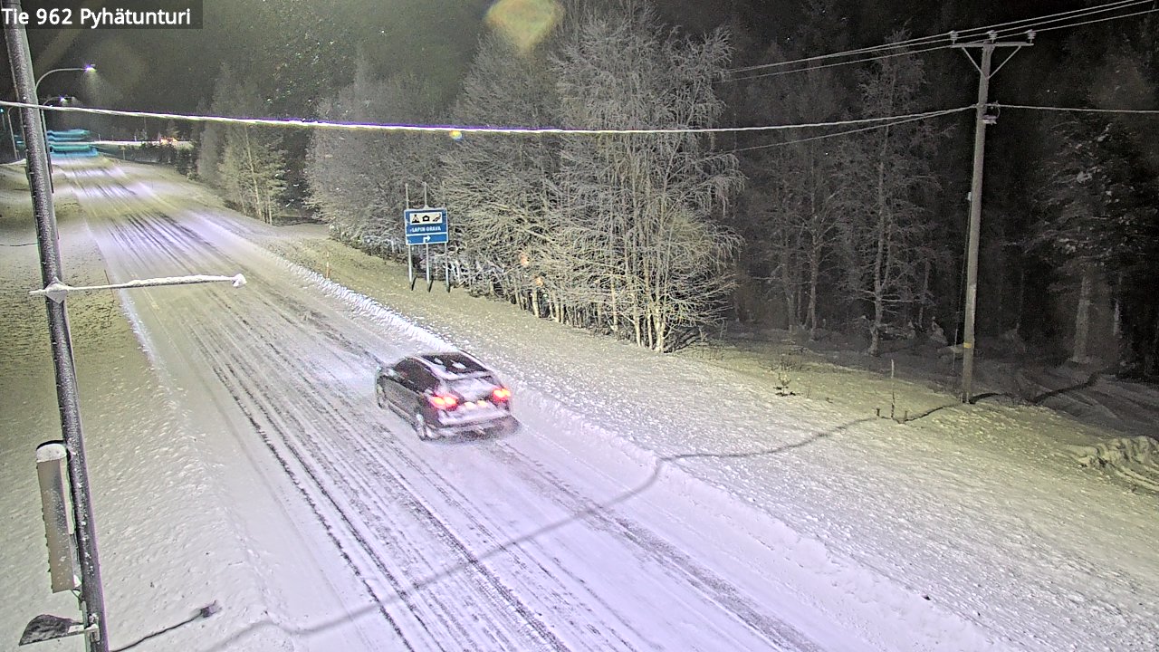 Weather Camera Image Väg 962 Pelkosenniemi Pyhätunturi, Pelkosenniemi, Lappi