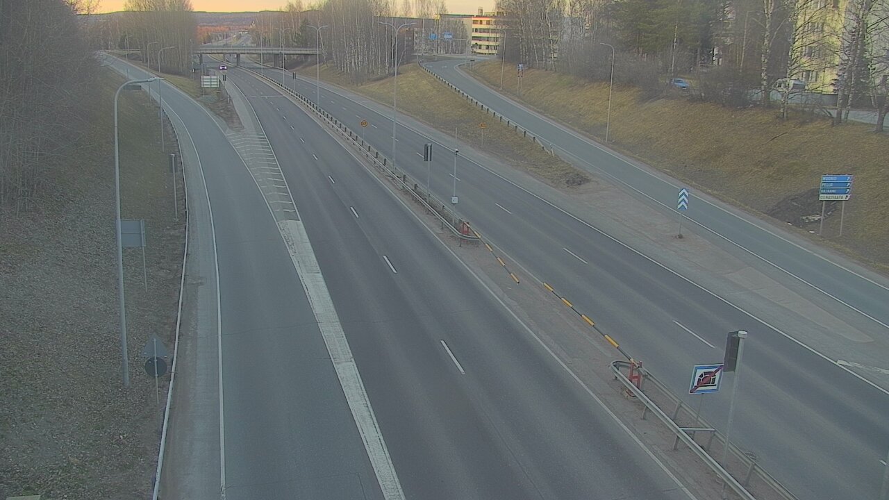 Weather Camera Image Road 4, Rovaniemi, Revontuli pohjoinen, Rovaniemi, Lappi