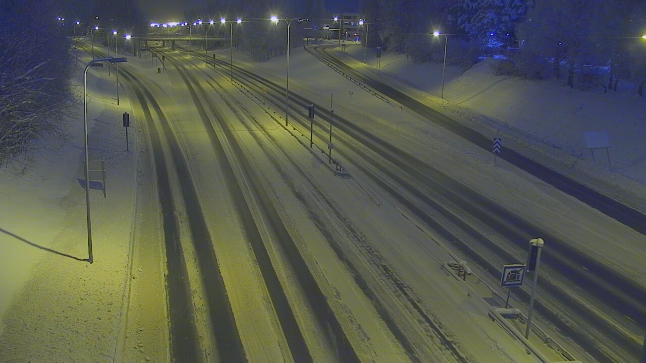 Weather Camera Image Väg 4, Rovaniemi, Revontuli pohjoinen, Rovaniemi, Lappi