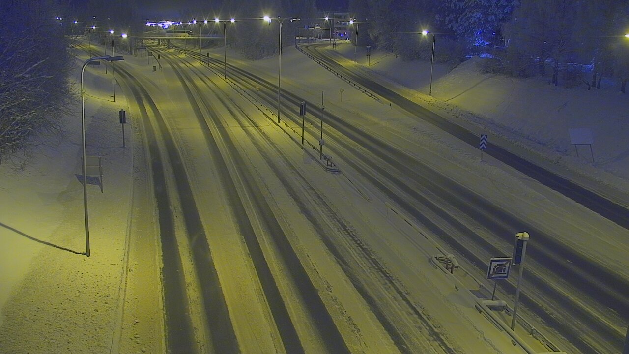 Weather Camera Image Väg 4, Rovaniemi, Revontuli pohjoinen, Rovaniemi, Lappi