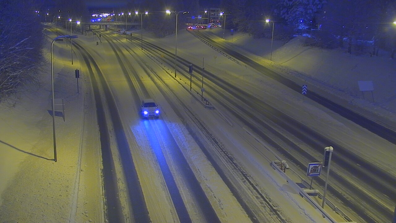 Weather Camera Image Väg 4, Rovaniemi, Revontuli pohjoinen, Rovaniemi, Lappi