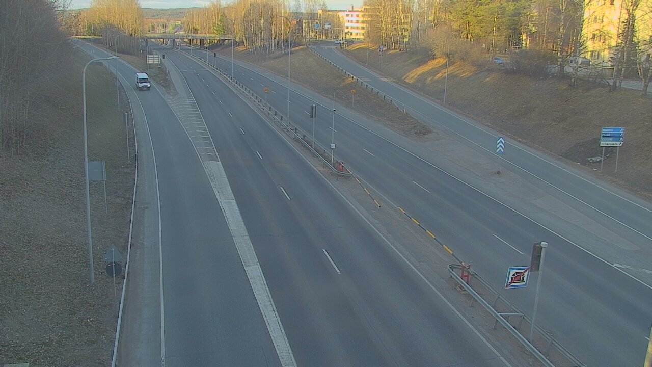 Weather Camera Image Väg 4, Rovaniemi, Revontuli pohjoinen, Rovaniemi, Lappi