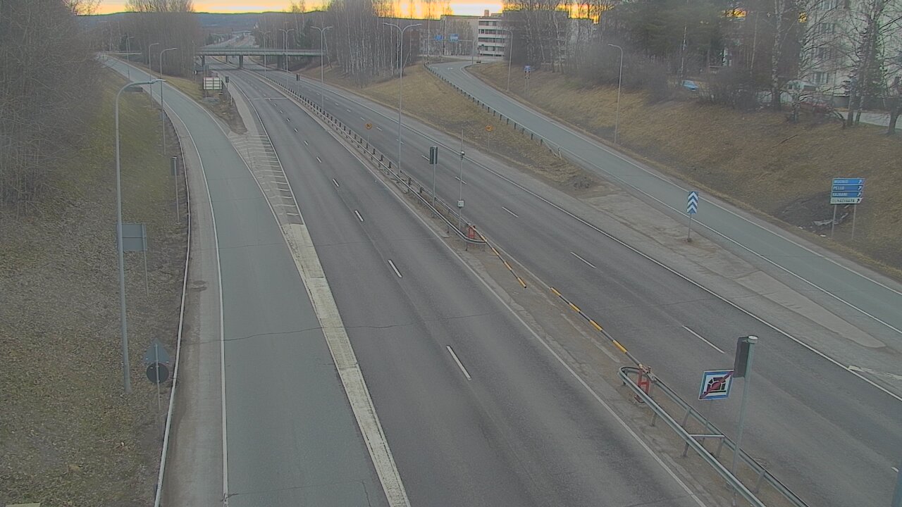 Weather Camera Image Väg 4, Rovaniemi, Revontuli pohjoinen, Rovaniemi, Lappi