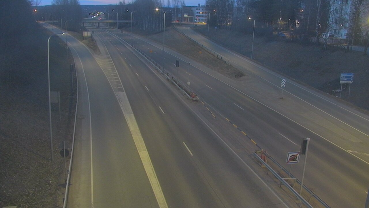 Weather Camera Image Road 4, Rovaniemi, Revontuli pohjoinen, Rovaniemi, Lappi