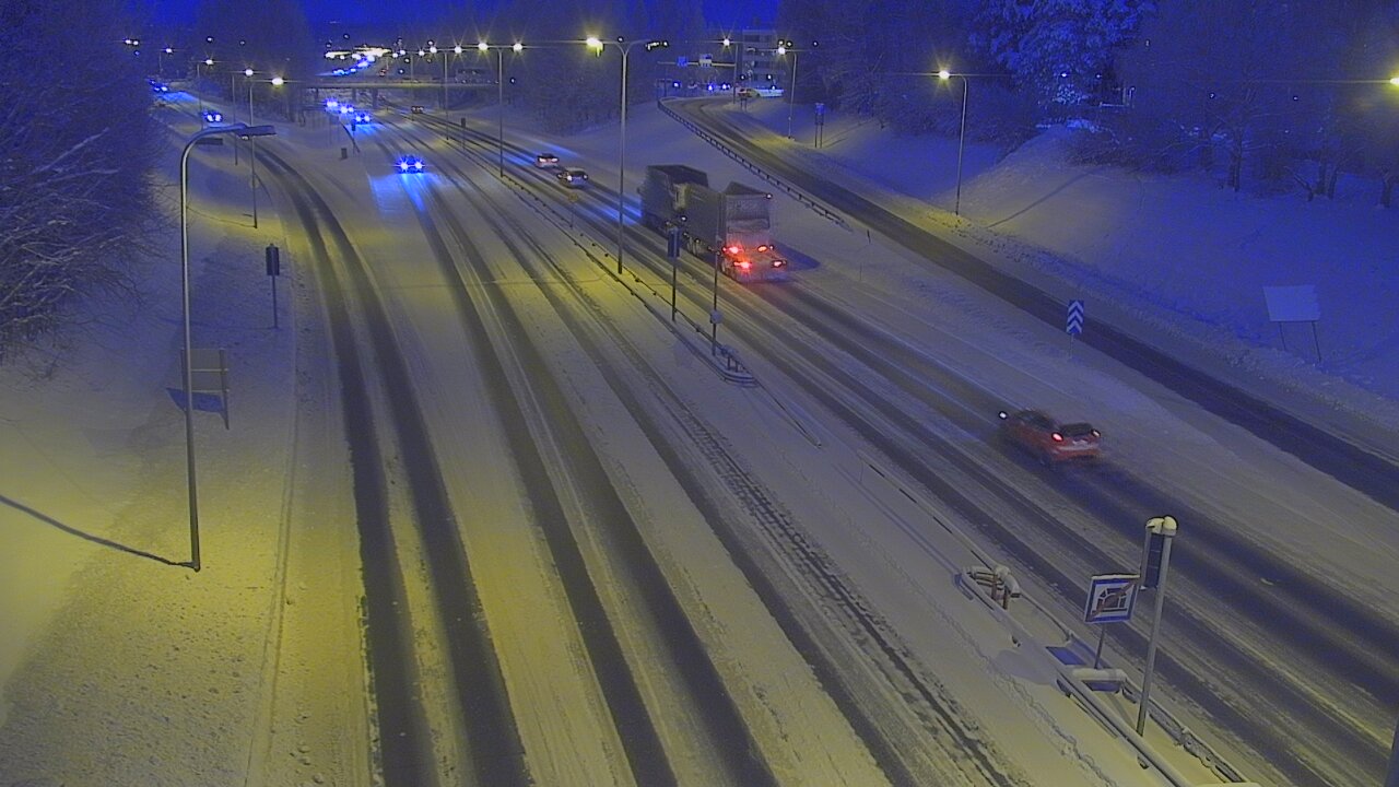 Weather Camera Image Väg 4, Rovaniemi, Revontuli pohjoinen, Rovaniemi, Lappi