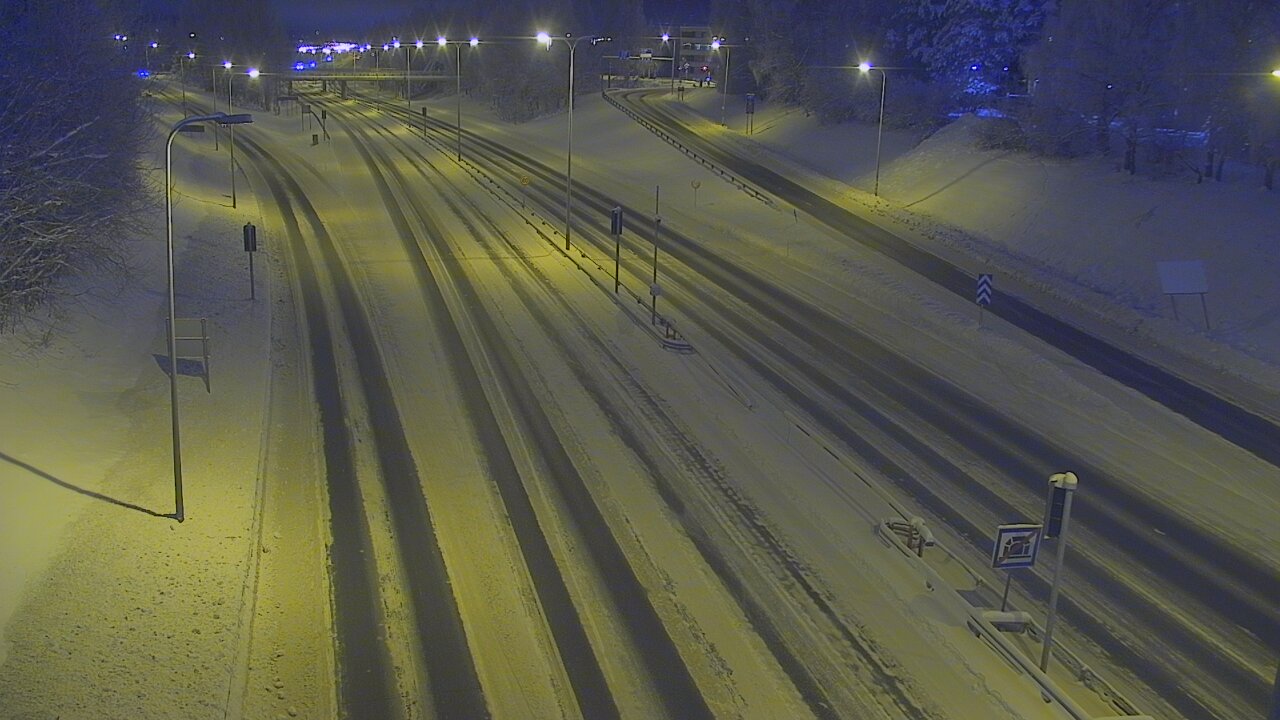 Weather Camera Image Väg 4, Rovaniemi, Revontuli pohjoinen, Rovaniemi, Lappi