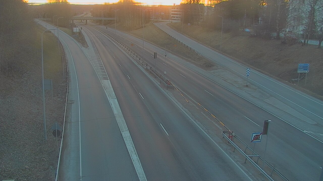 Weather Camera Image Väg 4, Rovaniemi, Revontuli pohjoinen, Rovaniemi, Lappi