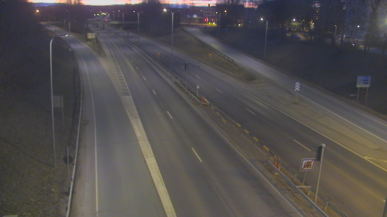 Weather Camera Image Väg 4, Rovaniemi, Revontuli pohjoinen, Rovaniemi, Lappi