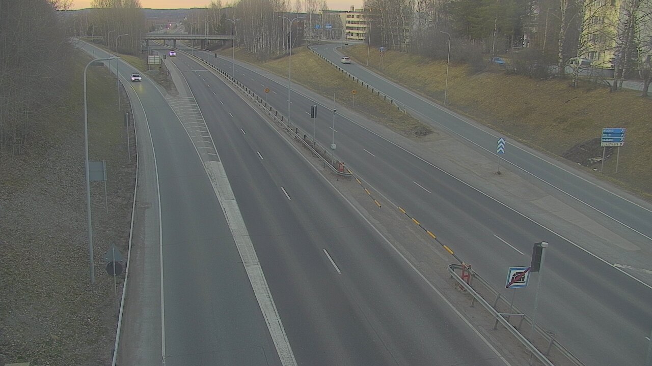 Weather Camera Image Road 4, Rovaniemi, Revontuli pohjoinen, Rovaniemi, Lappi