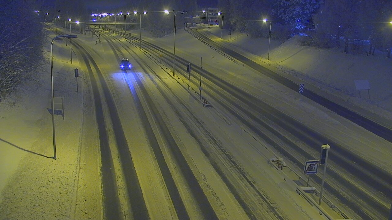 Weather Camera Image Väg 4, Rovaniemi, Revontuli pohjoinen, Rovaniemi, Lappi