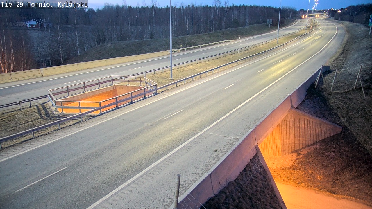 Weather Camera Image Road 29 Tornio Kyläjoki, Tornio, Lappi