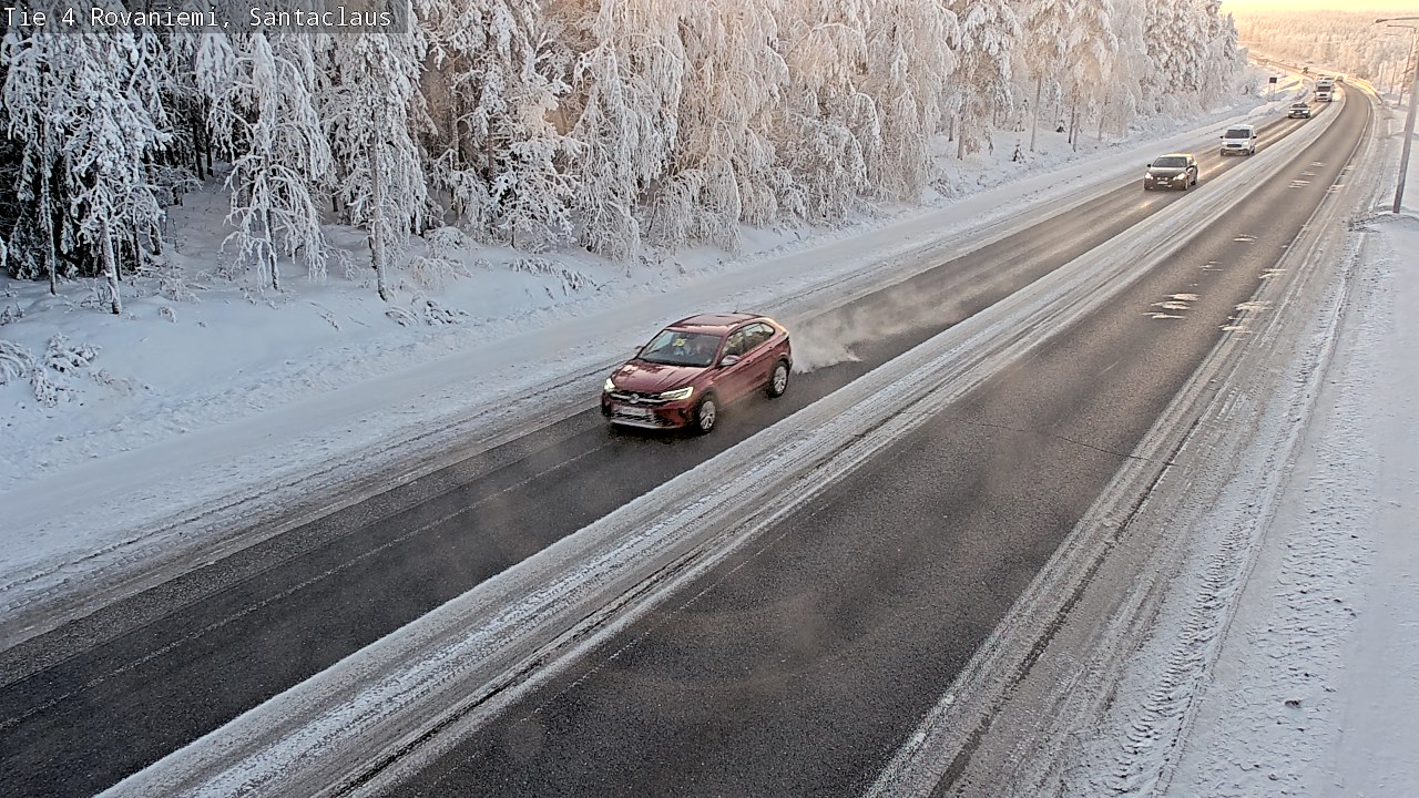 Weather Camera Image Väg 4 Rovaniemi, Santa Claus, Rovaniemi, Lappi