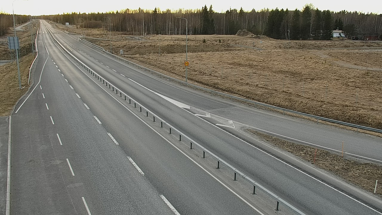 Weather Camera Image Väg 4, Simo, Simoniemi, Simo, Lappi