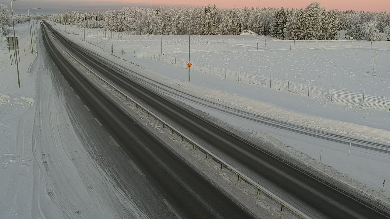 Weather Camera Image Väg 4, Simo, Simoniemi, Simo, Lappi