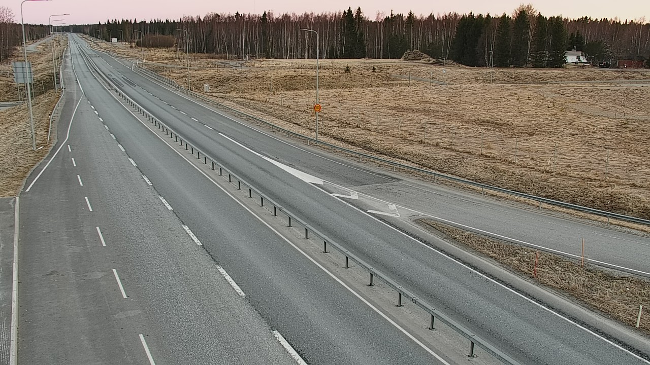 Weather Camera Image Väg 4, Simo, Simoniemi, Simo, Lappi