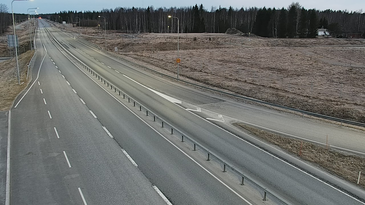 Weather Camera Image Väg 4, Simo, Simoniemi, Simo, Lappi