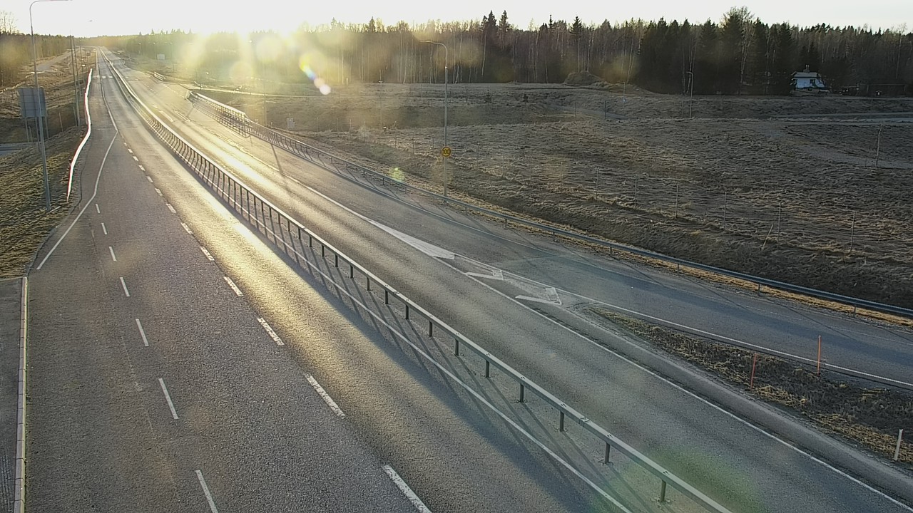 Weather Camera Image Väg 4, Simo, Simoniemi, Simo, Lappi