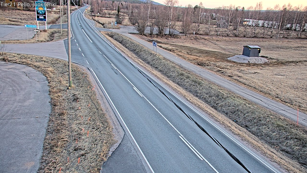 Weather Camera Image Väg 21 Pello Juoksenki, Pello, Lappi