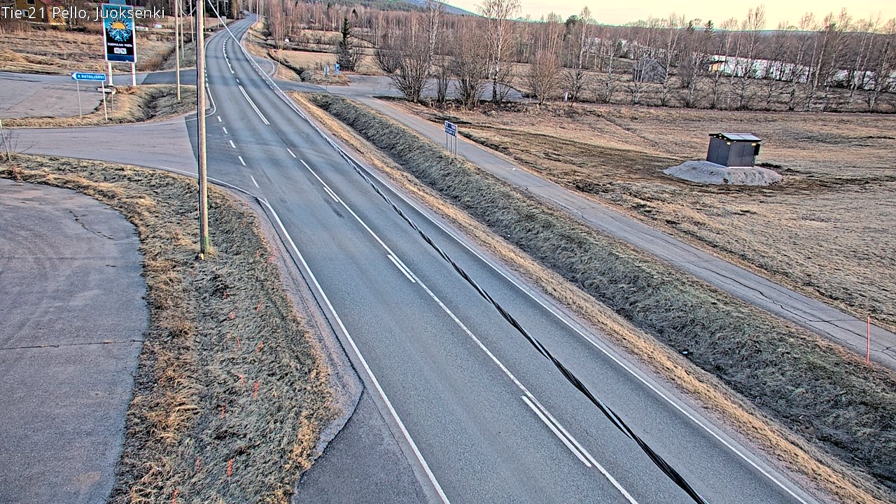 Weather Camera Image Väg 21 Pello Juoksenki, Pello, Lappi