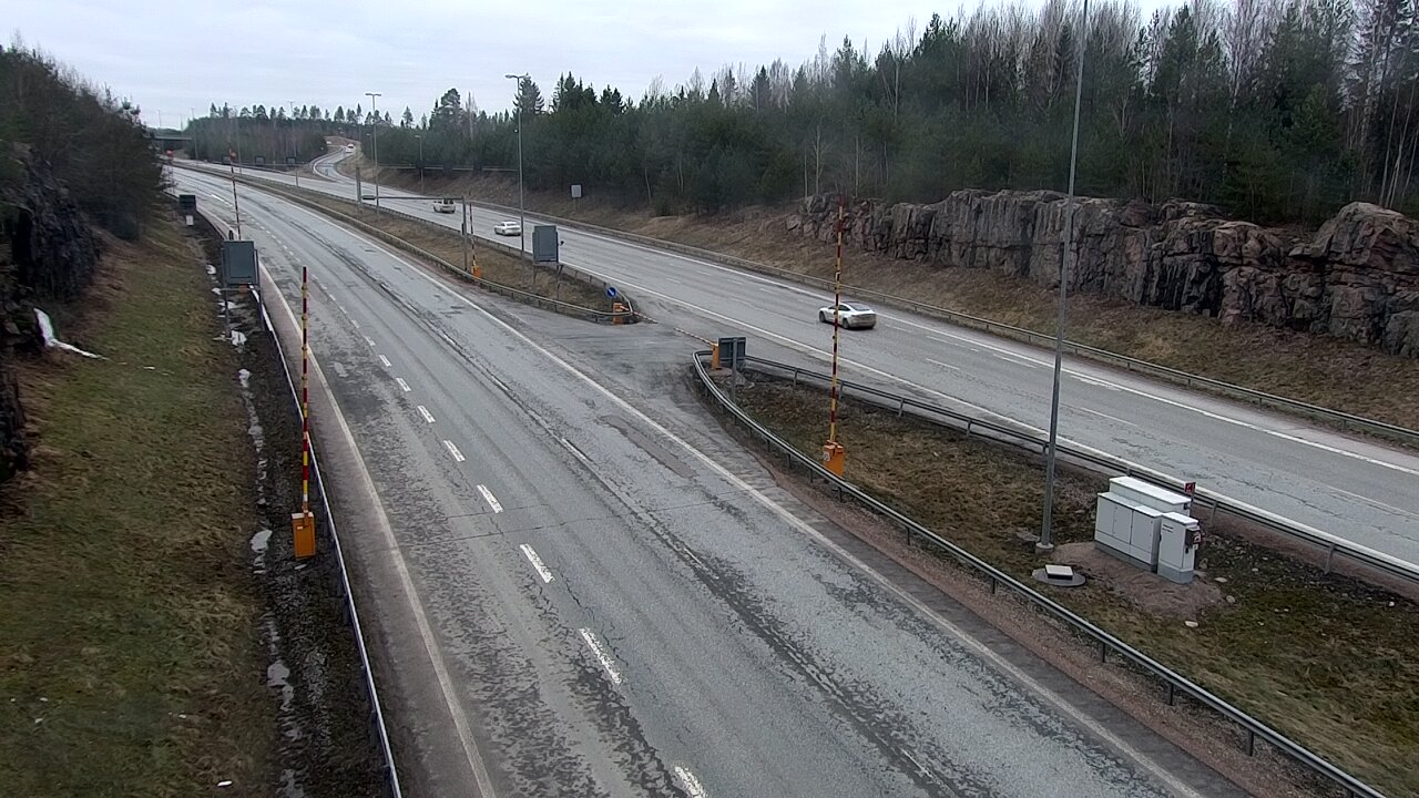 Kelikamerat Kuva Tie 1 Lohja, Tervakorpi, puomi länsi, Lohja, Uusimaa