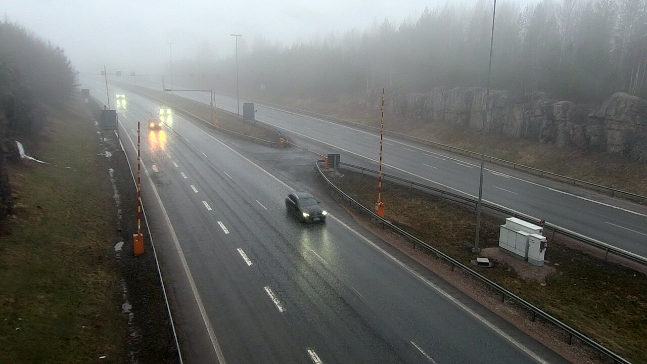 Kelikamerat Kuva Tie 1 Lohja, Tervakorpi, puomi länsi, Lohja, Uusimaa