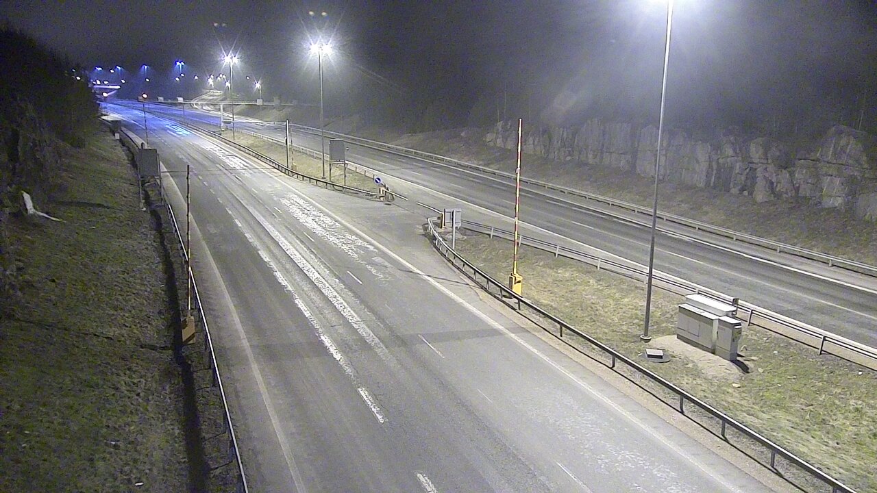 Kelikamerat Kuva Tie 1 Lohja, Tervakorpi, puomi länsi, Lohja, Uusimaa