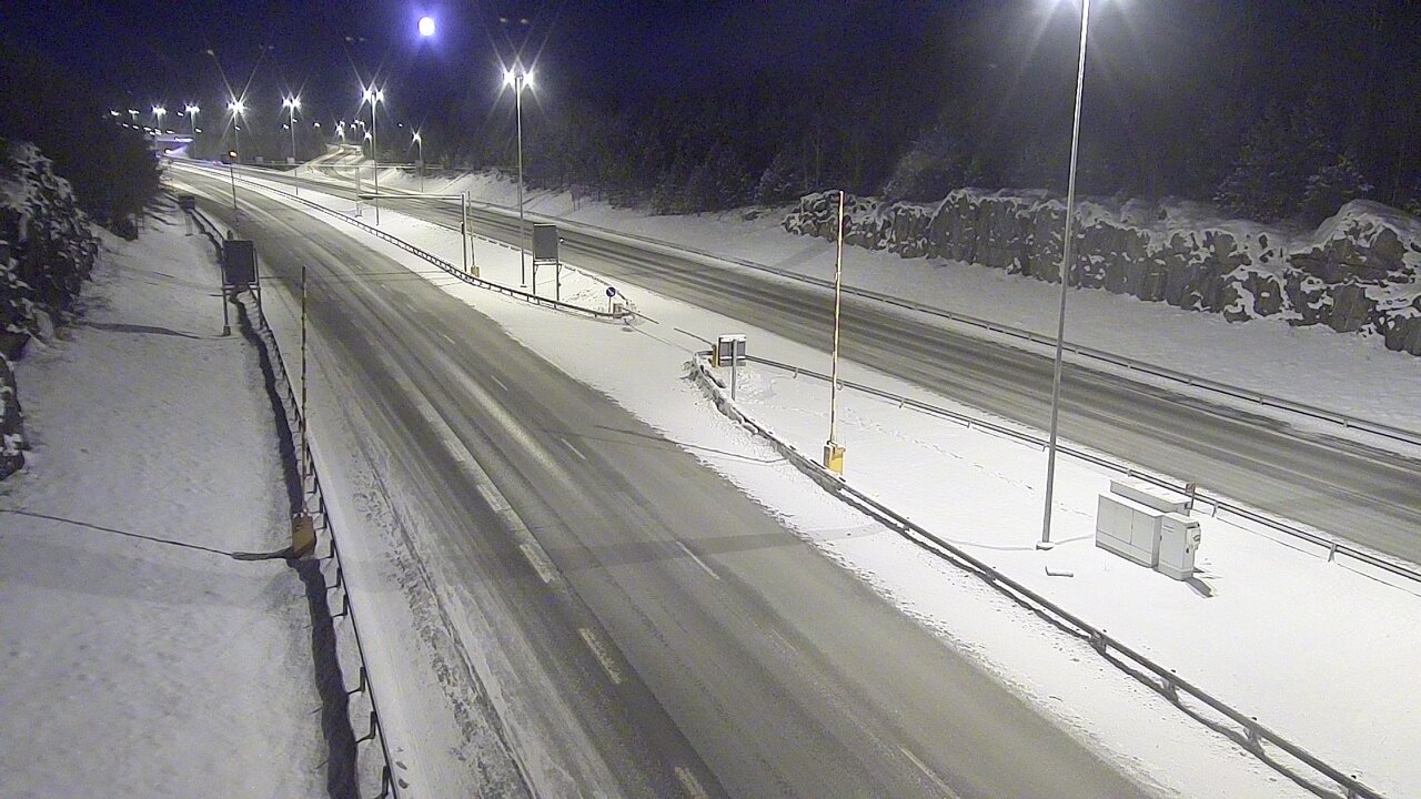 Kelikamerat Kuva Tie 1 Lohja, Tervakorpi, puomi länsi, Lohja, Uusimaa