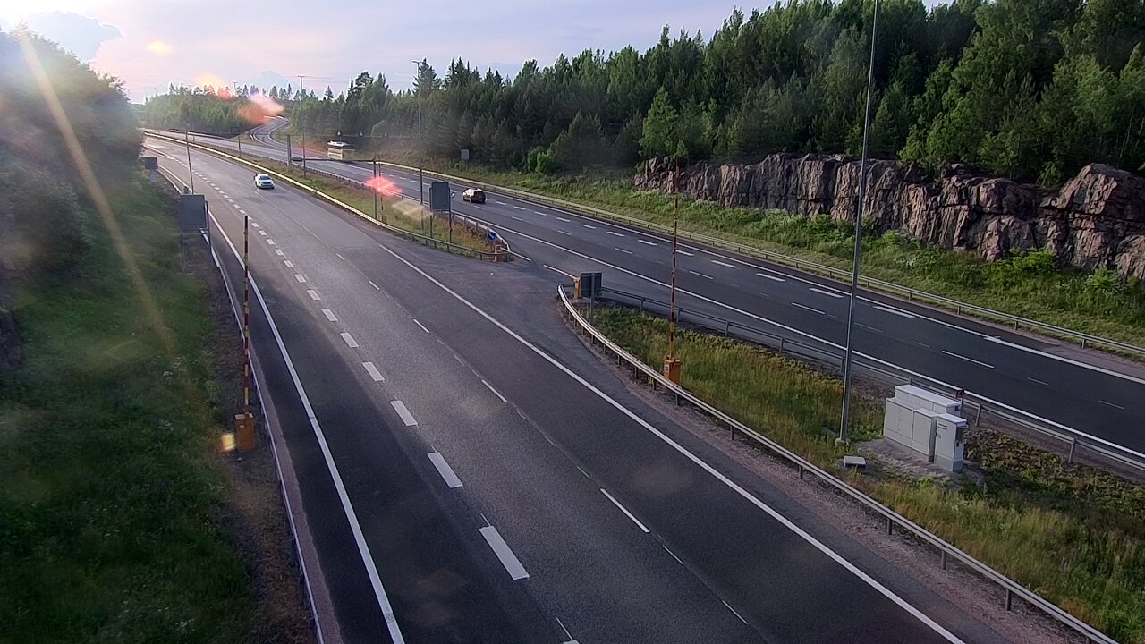 Kelikamerat Kuva Tie 1 Lohja, Tervakorpi, puomi länsi, Lohja, Uusimaa